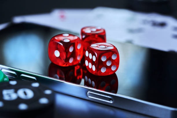 Live roulette dealer and wheel on cici4d chat multi-camera stream